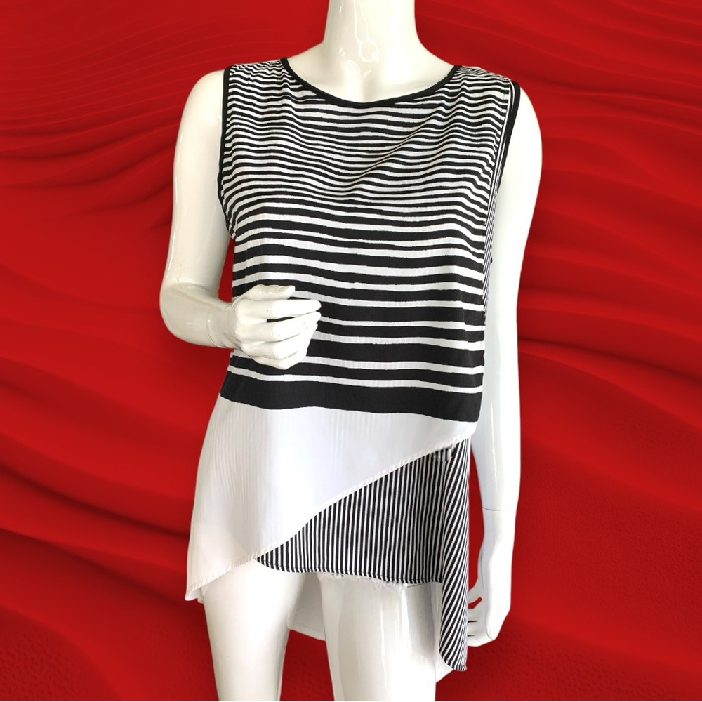 CHICO’S BLACK WHITE HIGH-LOW VISCOSE TANK TOP. WOMEN’S SIZE 1 MEDIUM